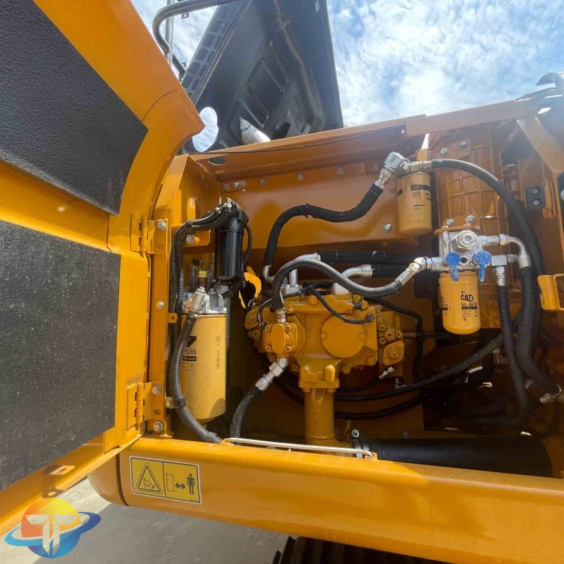 Original Caterpillar CAT320D2L excavator large second-hand construction machinery multi-purpose hydraulic excavator with high fuel efficiency and low maintenance for sale.