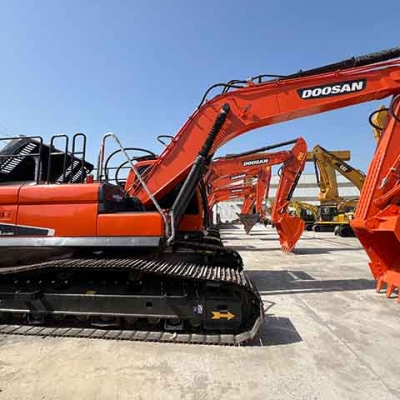 Welcome to consult Doosan DX260LC-9C excavator second-hand machine cheap price
