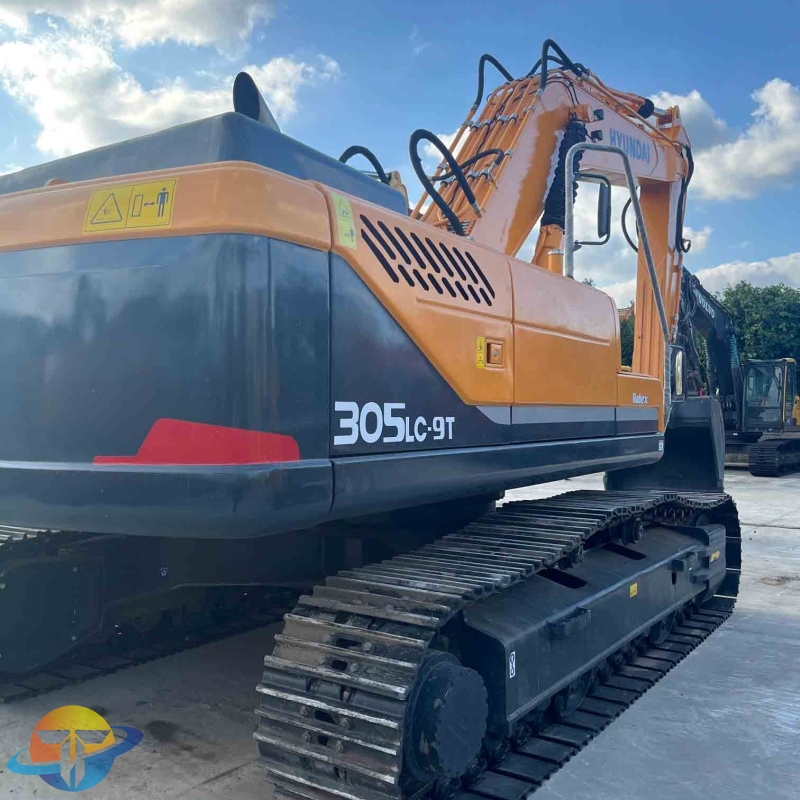 Hot selling brand Hyundai 305LC-9T excavator with high quality for sale with core components hydraulic construction machinery for sale.