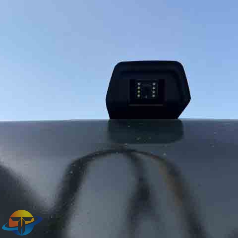 Hyundai HX220S excavator, high performance, in good condition, ready for construction use and for sale.