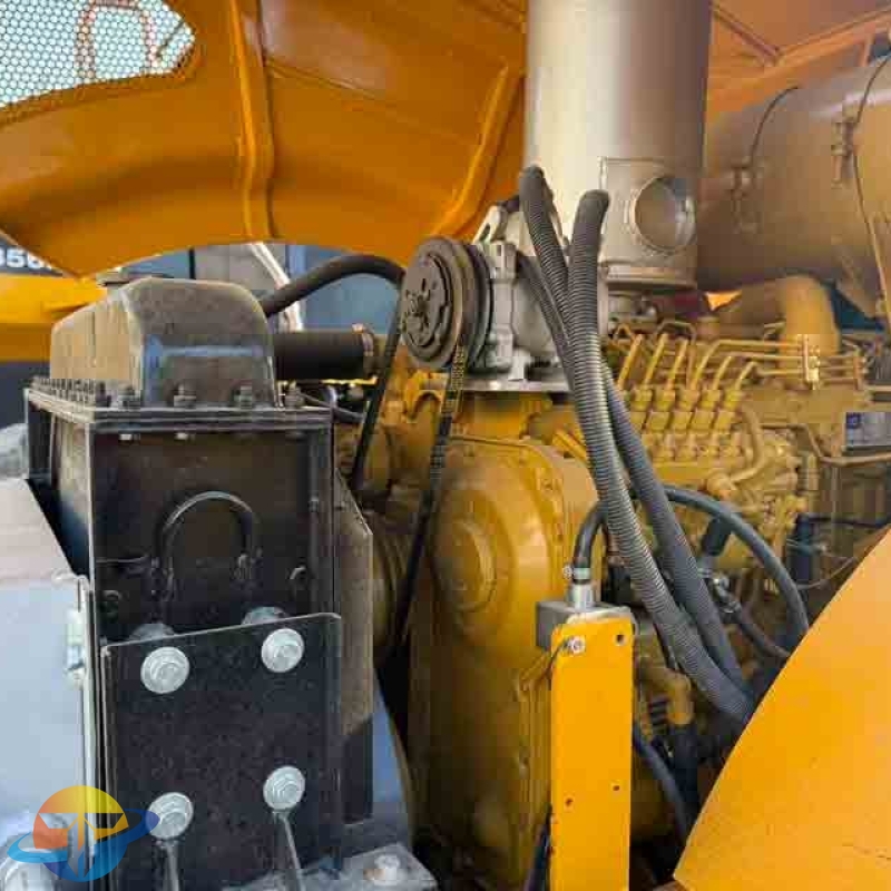 High-performance used XCMG XS223J road roller/wheel loader, ideal for heavy-duty projects, for sale.