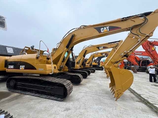 Japanese made original 100% second hand Caterpillar CAT320C excavator for sale at a low price
