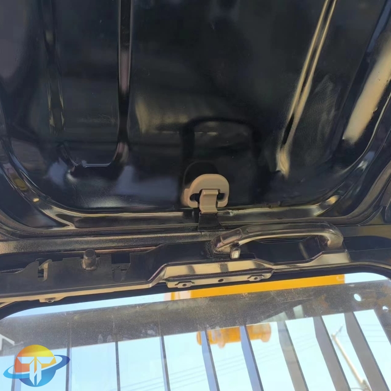 Used Caterpillar CAT323D2L excavator with core engine for sale cheap