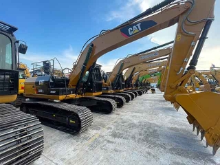 Hot sale Caterpillar CAT323D2L excavator used construction machinery with low energy consumption, long service life and good price.