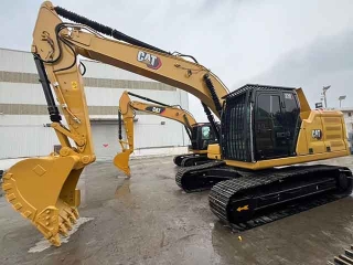 Caterpillar 320 high-spec excavator, original tracked excavator, used in mining construction, for sale.