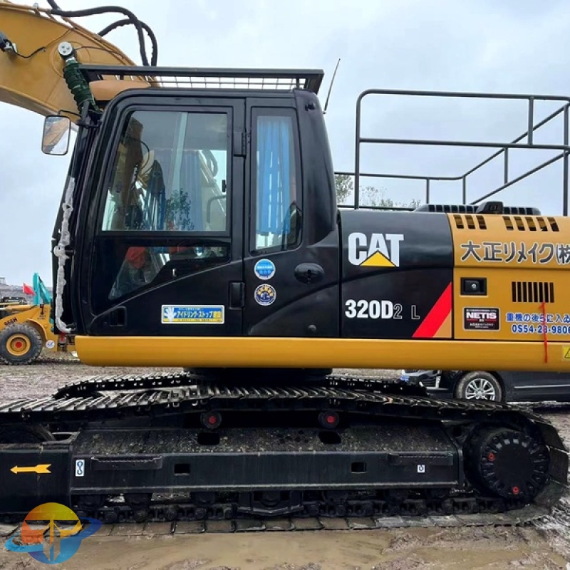 Japanese original Caterpillar CAT320D2L excavator second-hand crawler excavator for sale at a low price