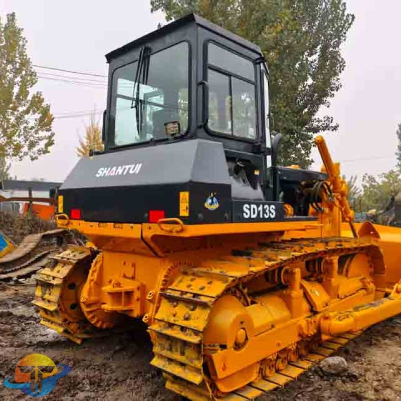 Shantui SD13S bulldozers are of high quality, reliable and durable for large-scale construction, and are available for sale.