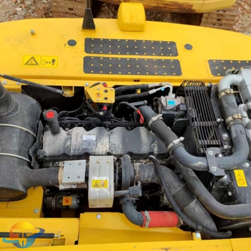 used Komatsu PC220-8 excavator core parts at low price