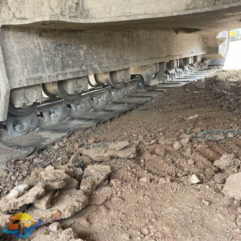 Crawler excavator used Caterpillar 320GC excavator original quality good