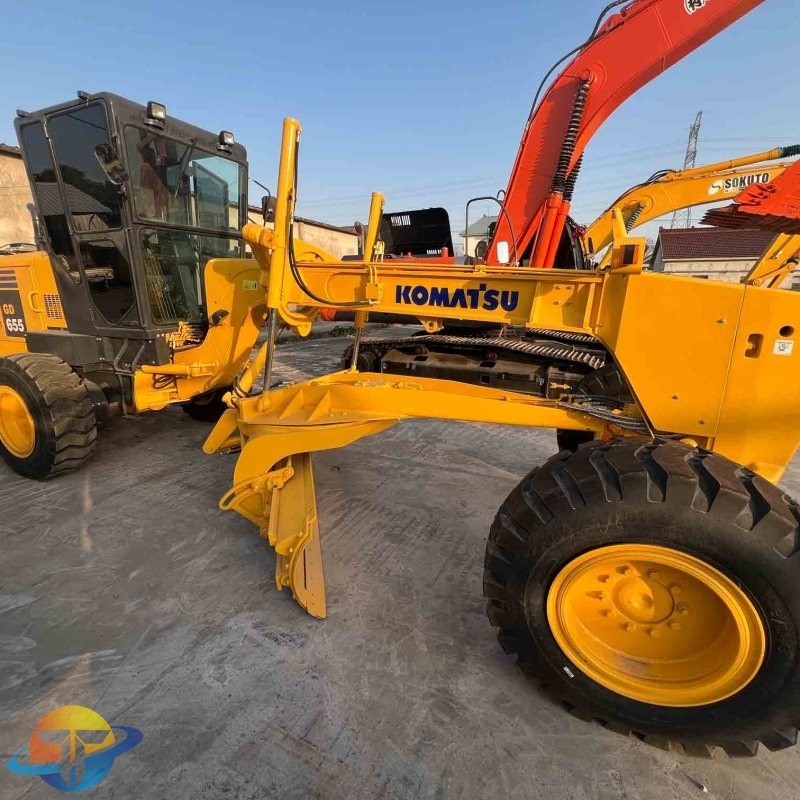 Used construction machinery Komatsu GD655 Motor Grader for sale cheap