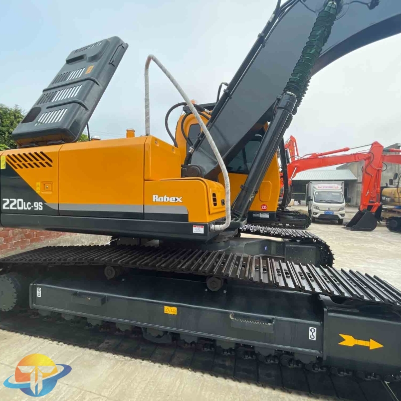 Hyundai 220LC-9S excavator top quality large construction machinery 22 tons machine with powerful engine for sale.