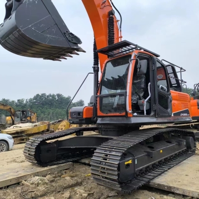 Ready stock second-hand excavator Doosan DX225LC excavator high quality for sale