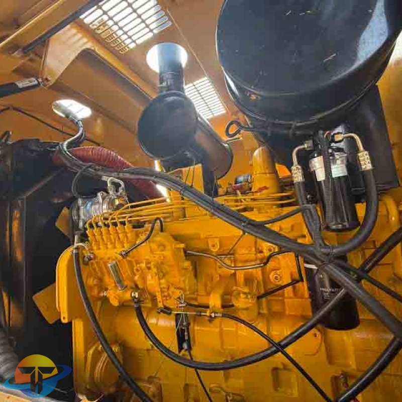 The high-quality Komatsu GD655 grader is in good working order and has ample power.