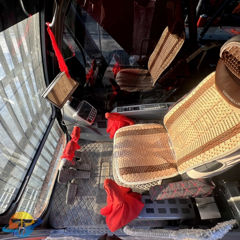 Low price Doosan DX340LC-9C excavator second-hand excavator with low working hours and quality assurance