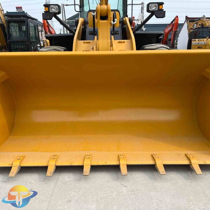Second-hand loader Shandong Lingong 956F wheel loader 17 tons cheap low price