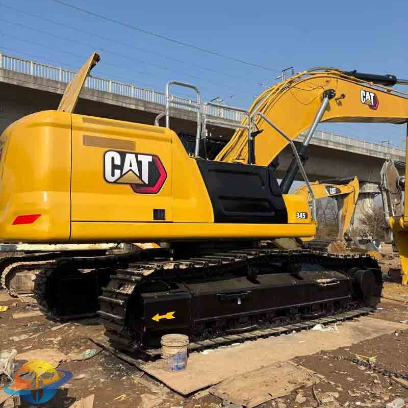 High-quality Caterpillar CAT345 excavator, low-work-time, reliable, large used machinery for sale.