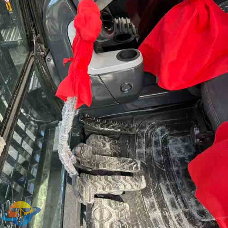 Caterpillar CAT320D2L excavator, an ideal choice for high-quality construction and mining machinery, is available for sale.