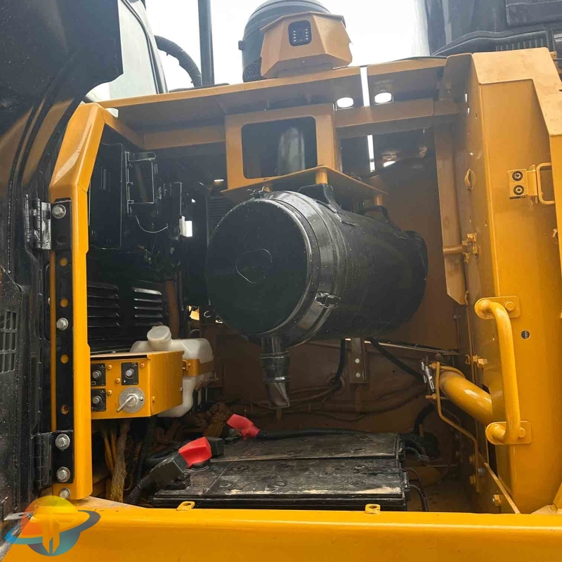 Used Caterpillar CAT336D2L excavator, excellent performance and reliable equipment, for sale.