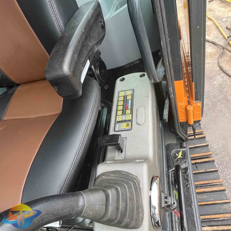 Hyundai 220LC-9C original Korean second-hand crawler excavator with good maintenance and high quality with engine, transmission and gear for sale.