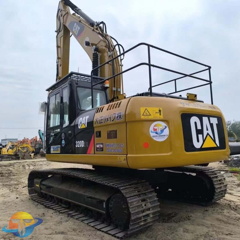 Used Caterpillar CAT320D2L excavator high quality and good price