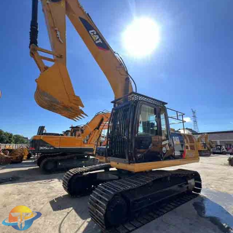 Hot sale Caterpillar CAT320D2L excavator used earthmoving machinery heavy mining equipment for sale cheap