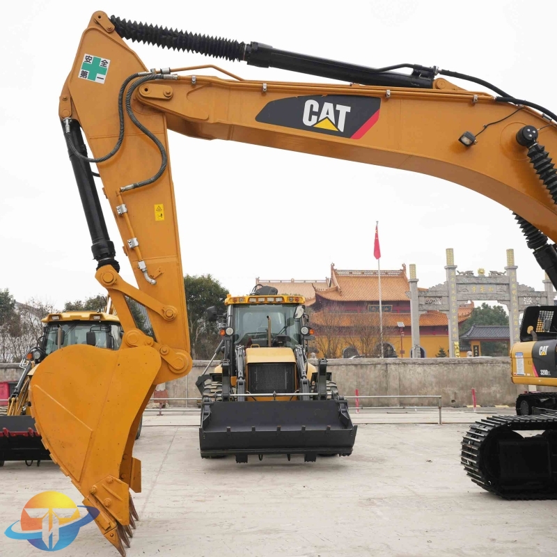 High-quality second-hand excavator Caterpillar CAT330D2L excavator is hot on sale online