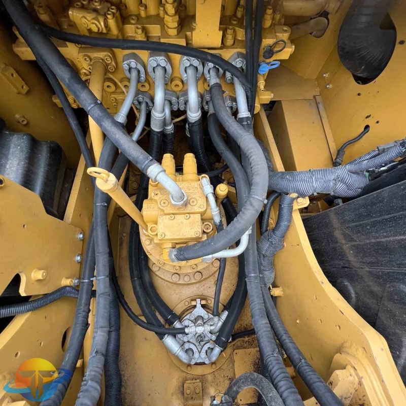 High configuration CAT320 original Caterpillar second-hand excavator for sale at a low price