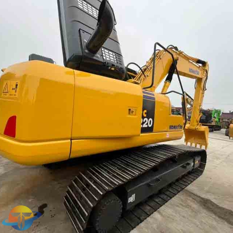 Komatsu PC220 Ace Machine is in good condition and original engine is available.