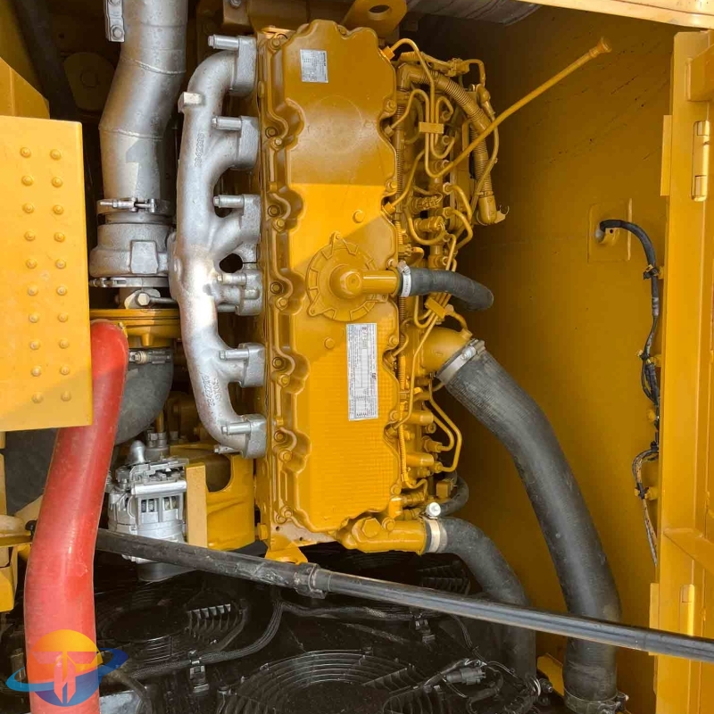 Hot sale Caterpillar 323 excavator high quality brand medium excavator low cost good quality