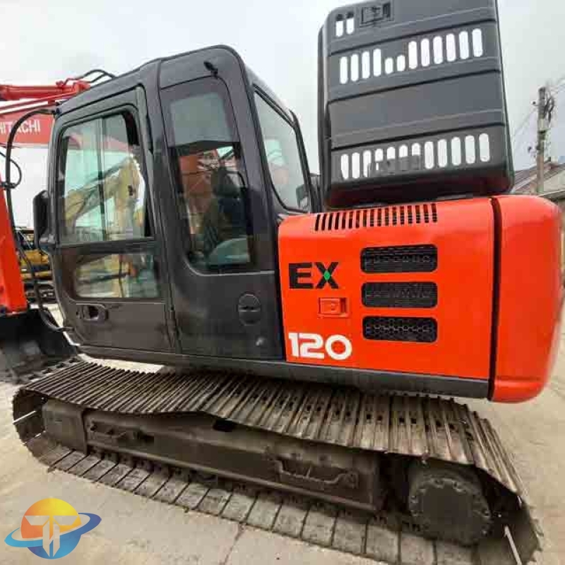 Hitachi EX120 crawler excavator: high stability and operator comfort.
