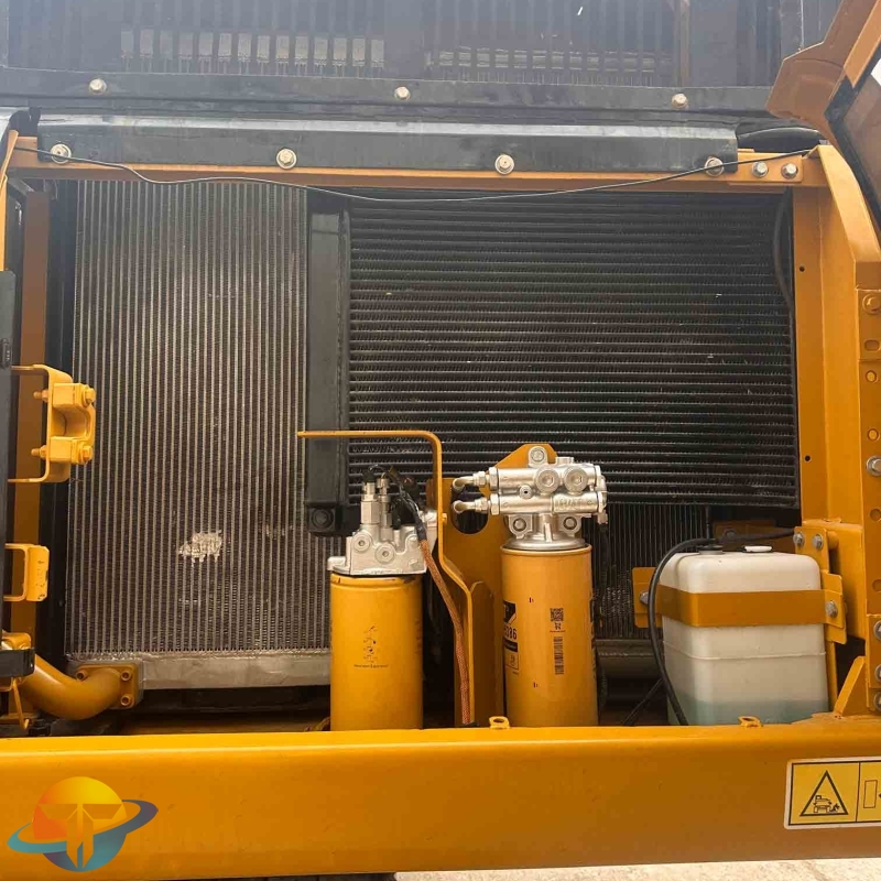 Used Caterpillar CAT336D2L excavator, excellent performance and reliable equipment, for sale.