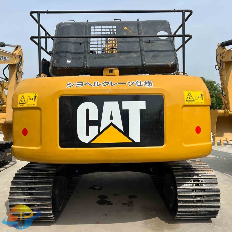 Famous excavator brand Caterpillar used excavator CAT323D2L excavator now for sale with high quality