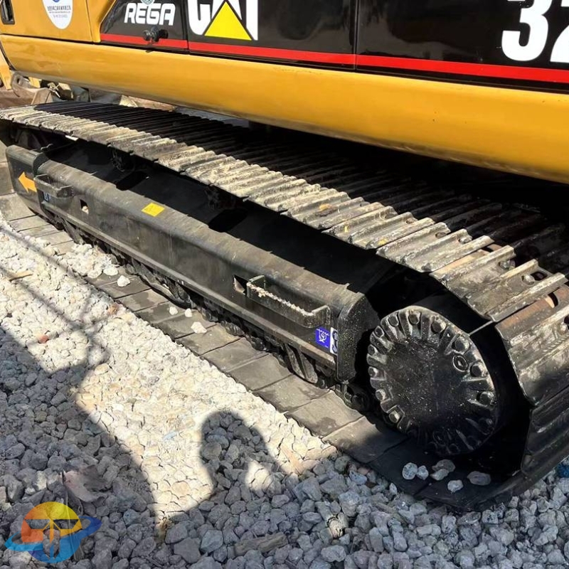 Caterpillar CAT320C excavator