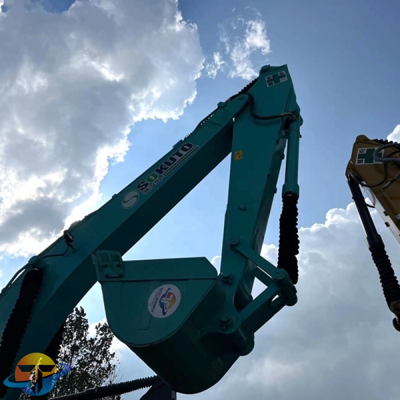 Kobelco SK200-8 excavator second hand construction machinery cheap price