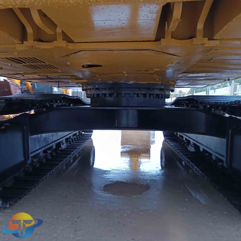 Original Japanese-Built CAT 320D2L Excavator: An Exceptional, Top-Tier Model Now Available for Sale.