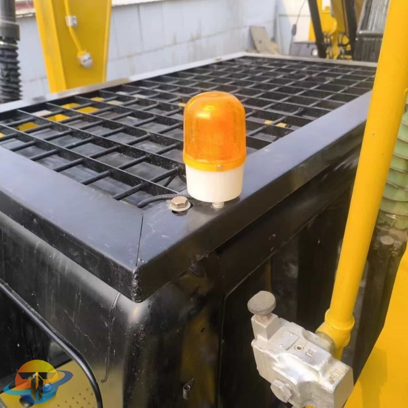 Used high quality Caterpillar 323D2L excavator to meet different construction needs at low prices