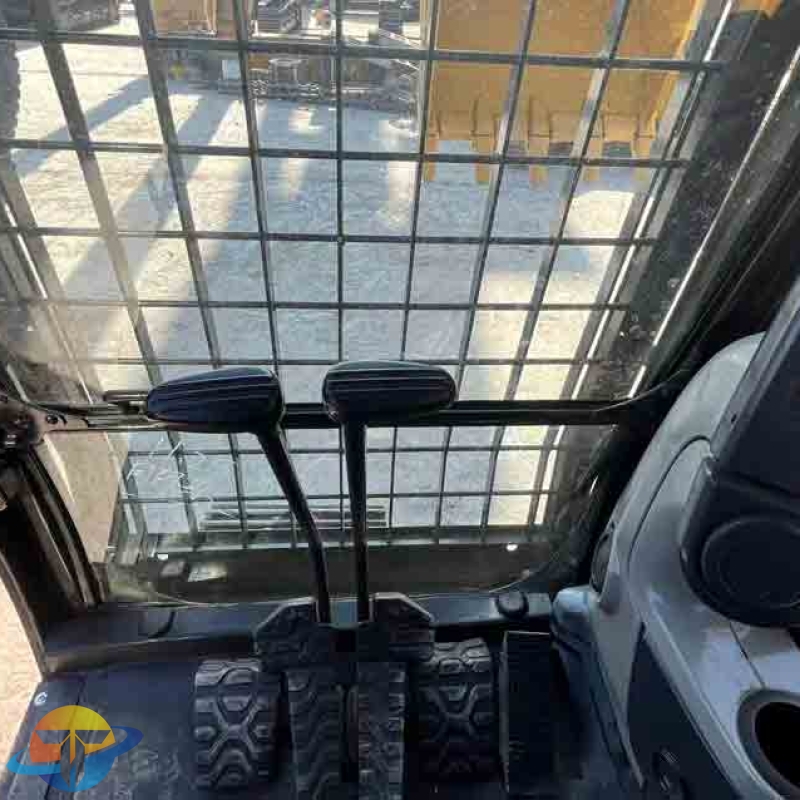 Caterpillar CAT320D2L used excavators are in good condition, priced well, and are popular worldwide.