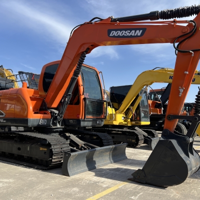 Original brand second-hand machine Doosan DX75-9C excavator is popular all over the world