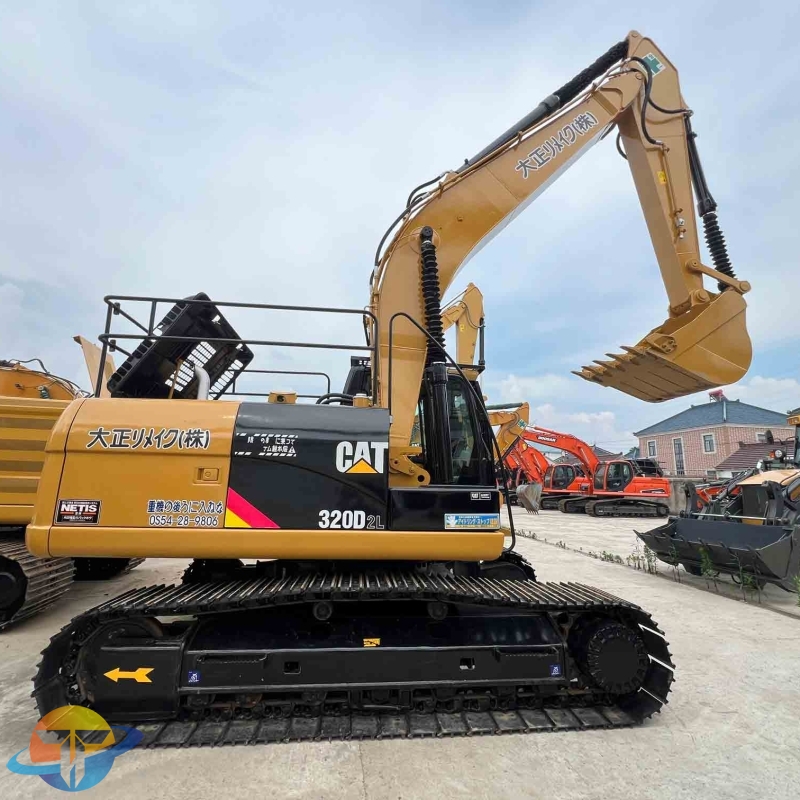 Caterpillar CAT320D2L excavator crawler excavator used machine in excellent condition