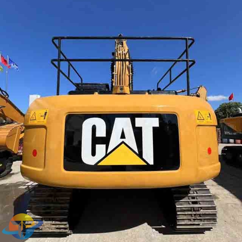 Hot sale Caterpillar CAT320D2L excavator used earthmoving machinery heavy mining equipment for sale cheap