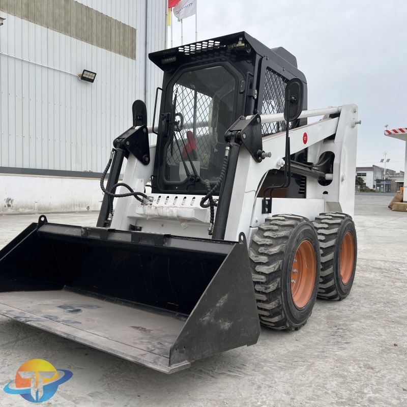 Second hand skid steer loader high operation low price reasonable use