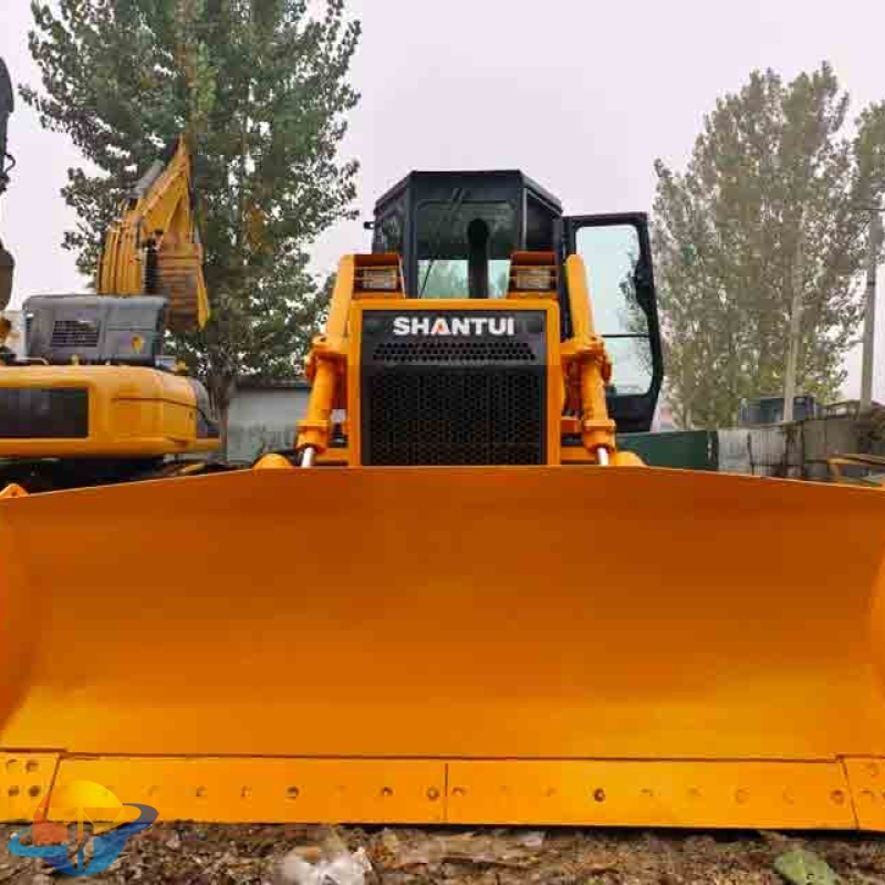Shantui SD13S bulldozers are of high quality, reliable and durable for large-scale construction, and are available for sale.