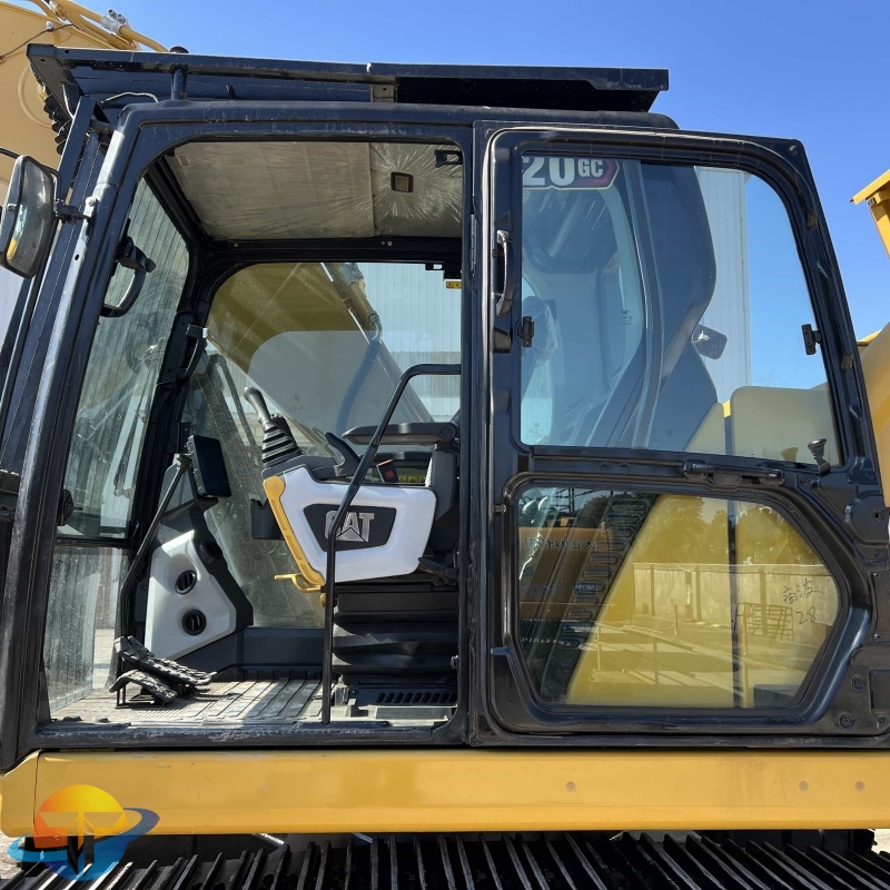 Made in Japan 100% original used Caterpillar CAT320GC excavator fast delivery for sale at low price
