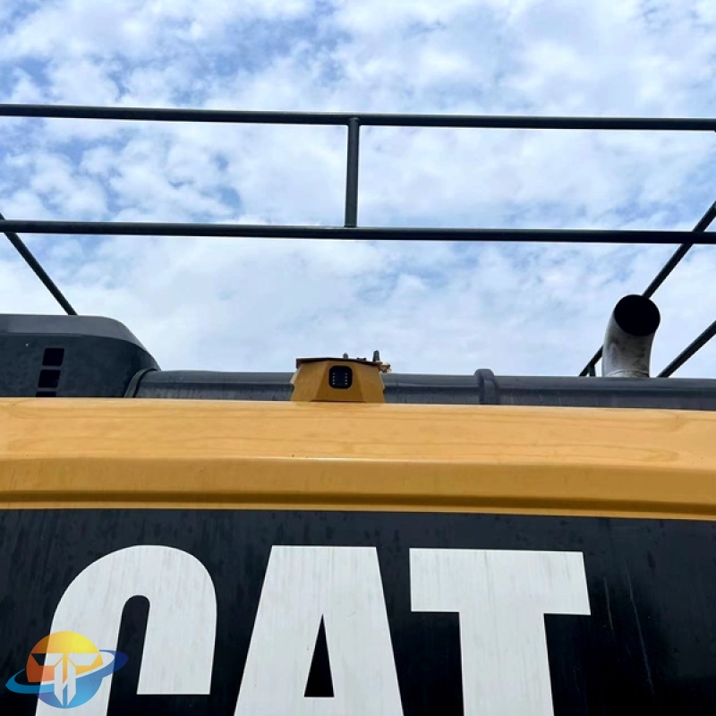 Caterpillar CAT330DL excavator second-hand machine 90% new and cheap