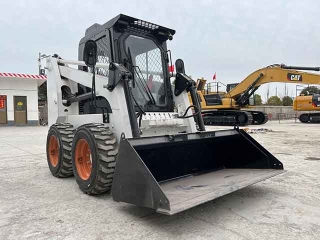 Second hand skid steer loader high operation low price reasonable use