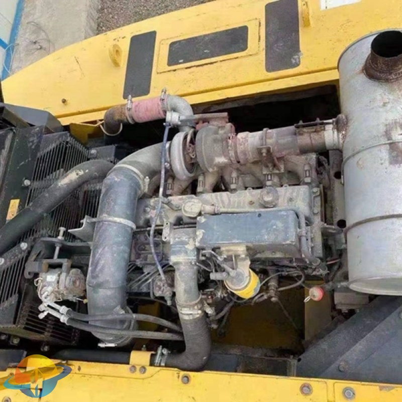 Used Komatsu PC360-7 excavator in excellent condition and for sale at a low price