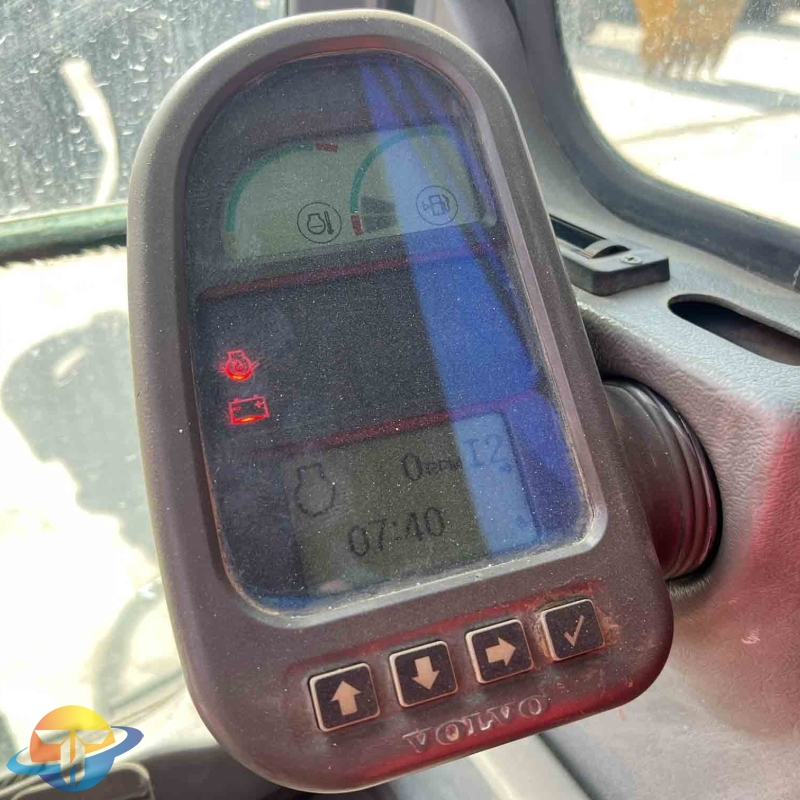 Construction Equipment Machinery Used Volvo EC210 for sale at low prices