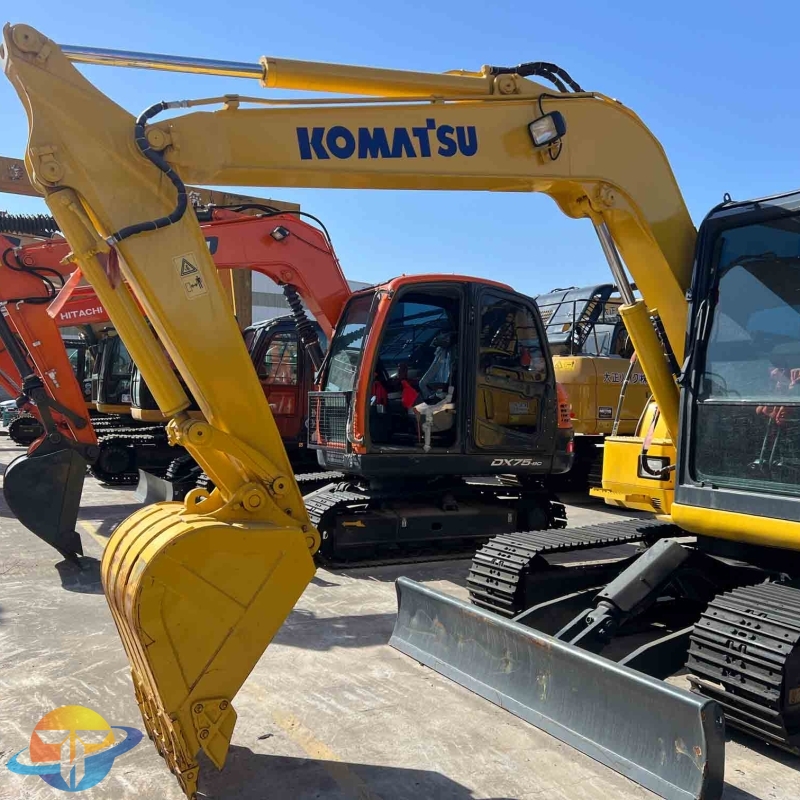 Spot sales of used excavators Komatsu PC70-8 excavator crawler excavator is hot selling