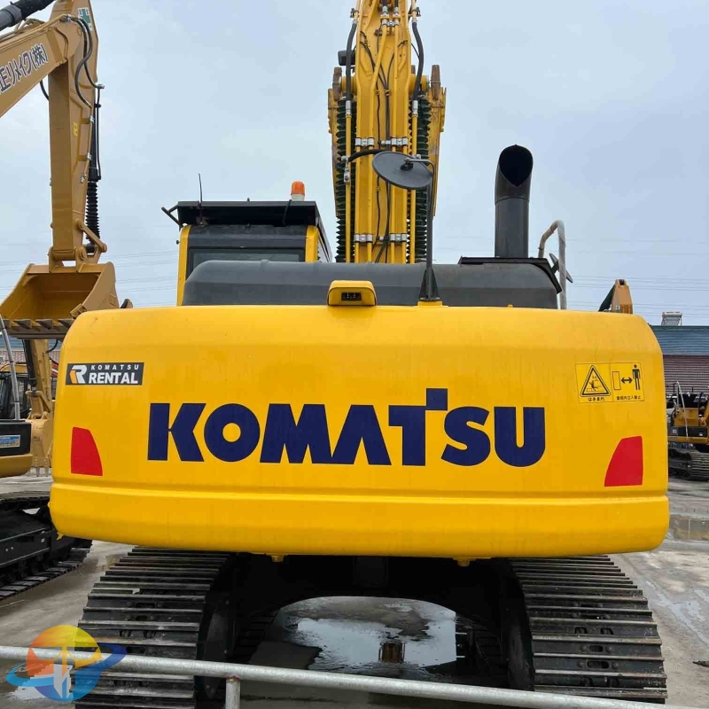 Used Komatsu PC200 excavator used construction equipment environmentally friendly cheap price