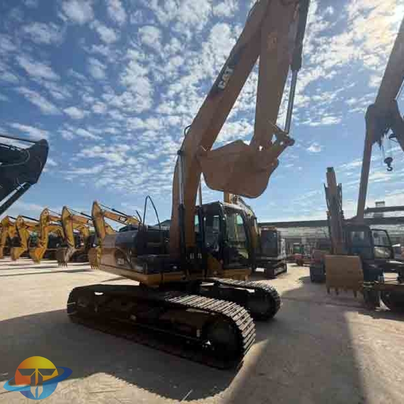 Used Caterpillar 323D2L excavators are high-quality construction machinery with good prices and are selling well.